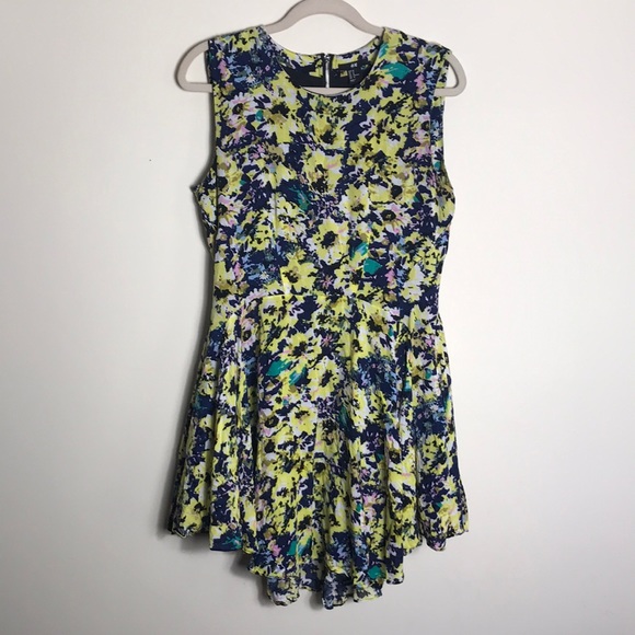 H&M floral dress - Picture 3 of 6